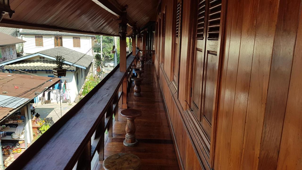 Silikhane Guesthouse ルアンパバーン エクステリア 写真