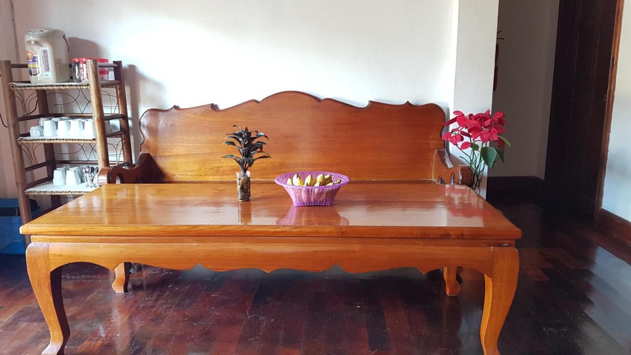 Silikhane Guesthouse ルアンパバーン エクステリア 写真