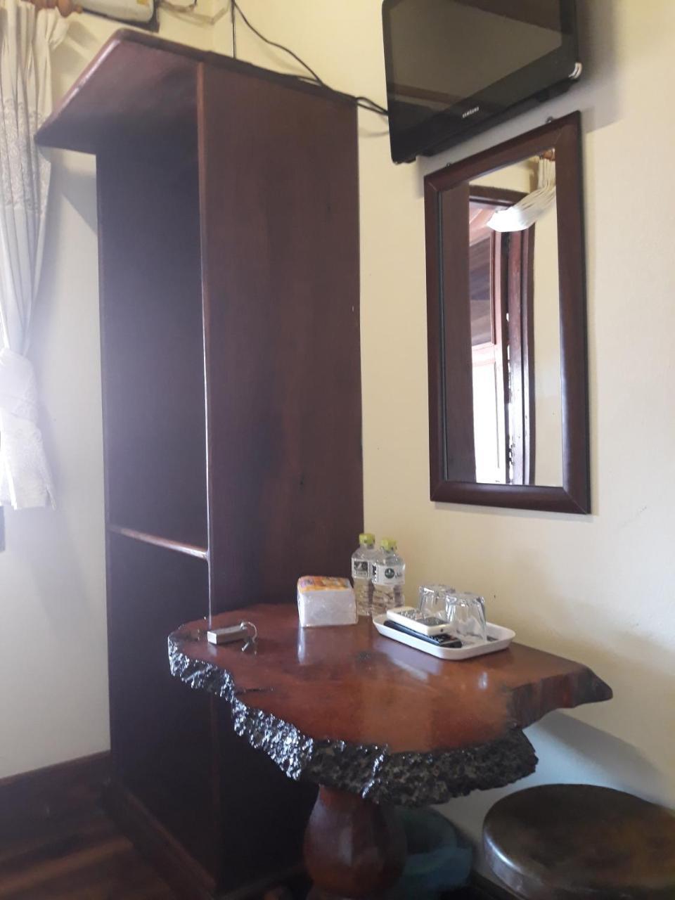 Silikhane Guesthouse ルアンパバーン エクステリア 写真