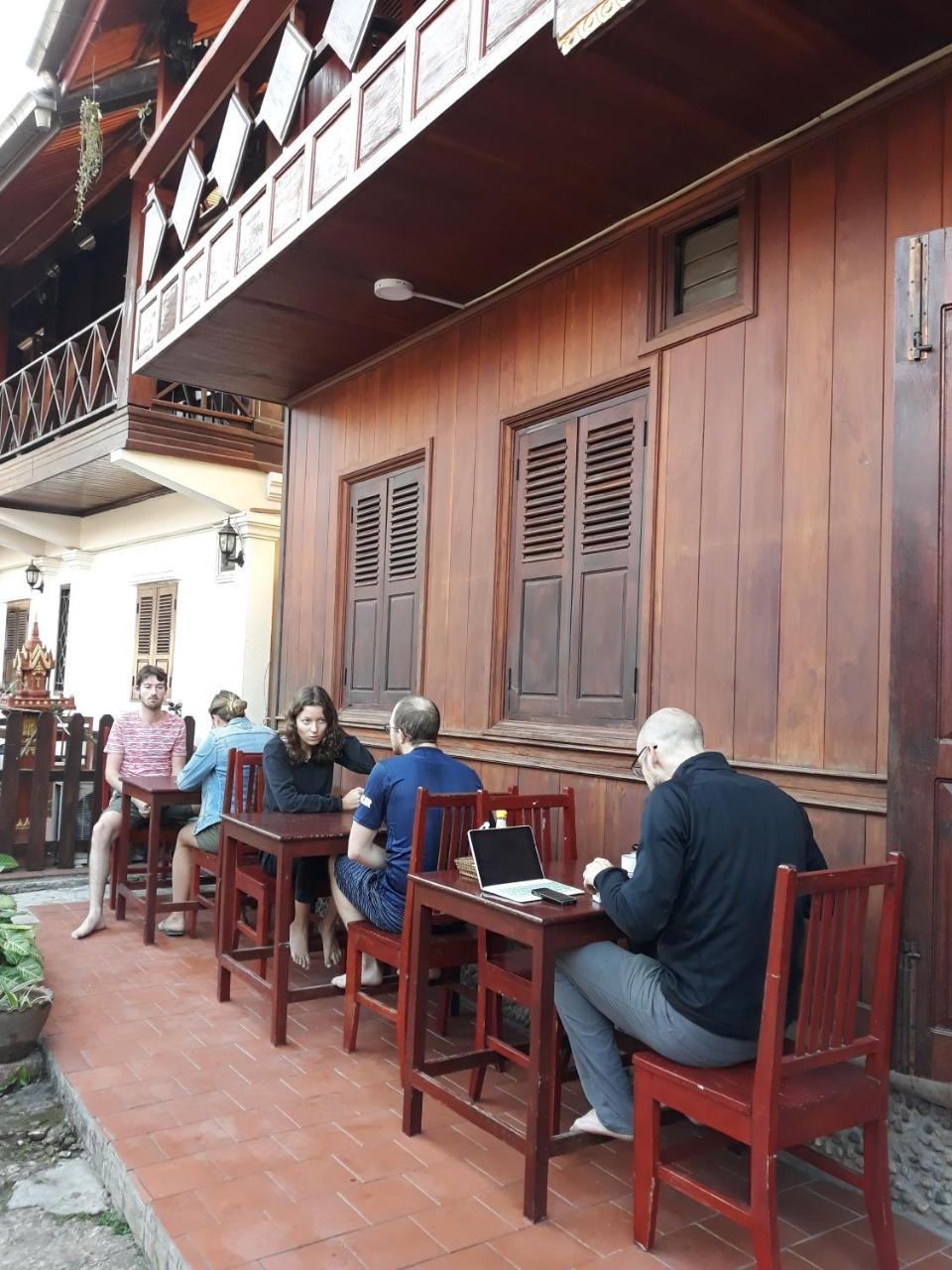 Silikhane Guesthouse ルアンパバーン エクステリア 写真