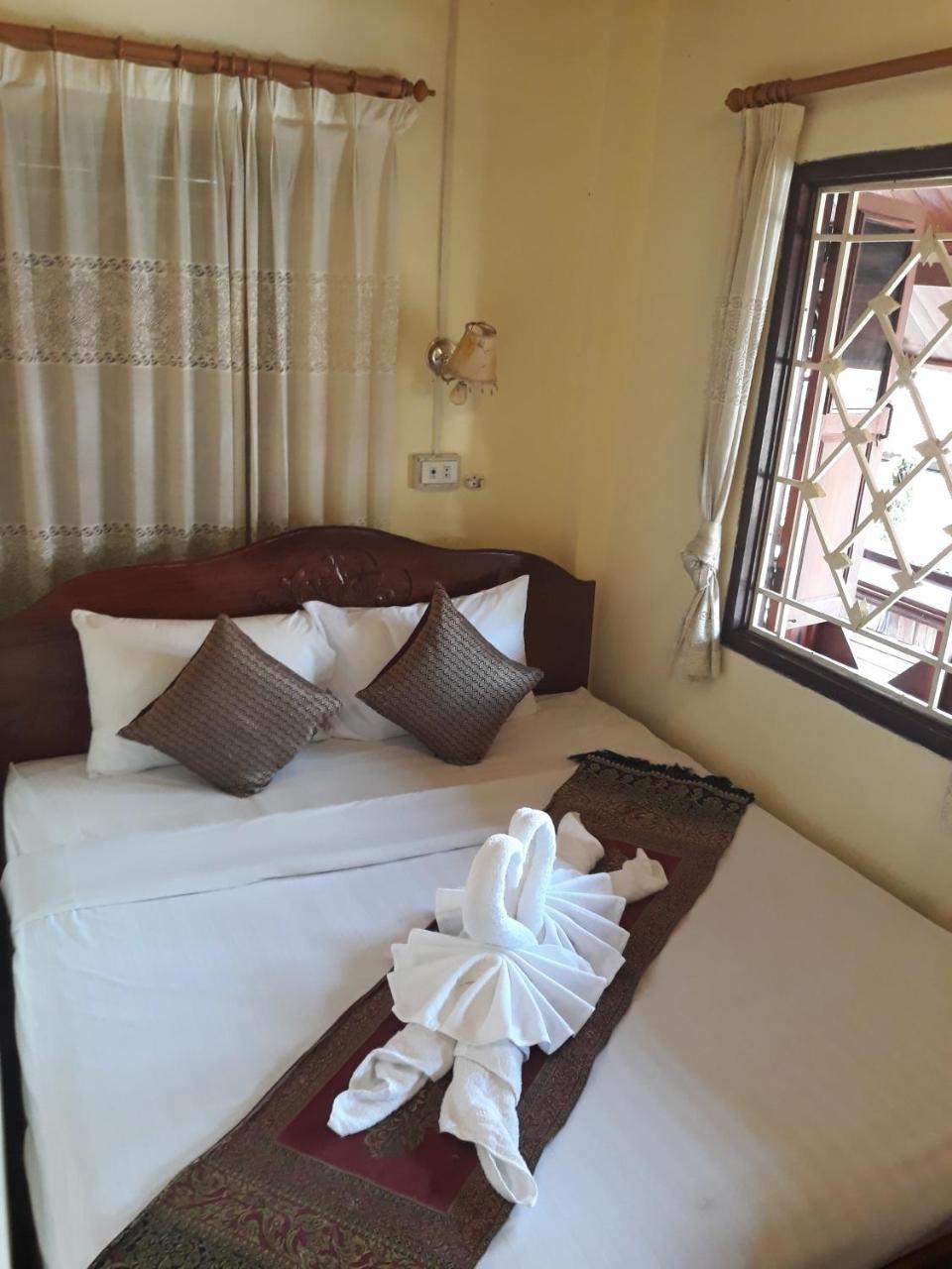 Silikhane Guesthouse ルアンパバーン エクステリア 写真