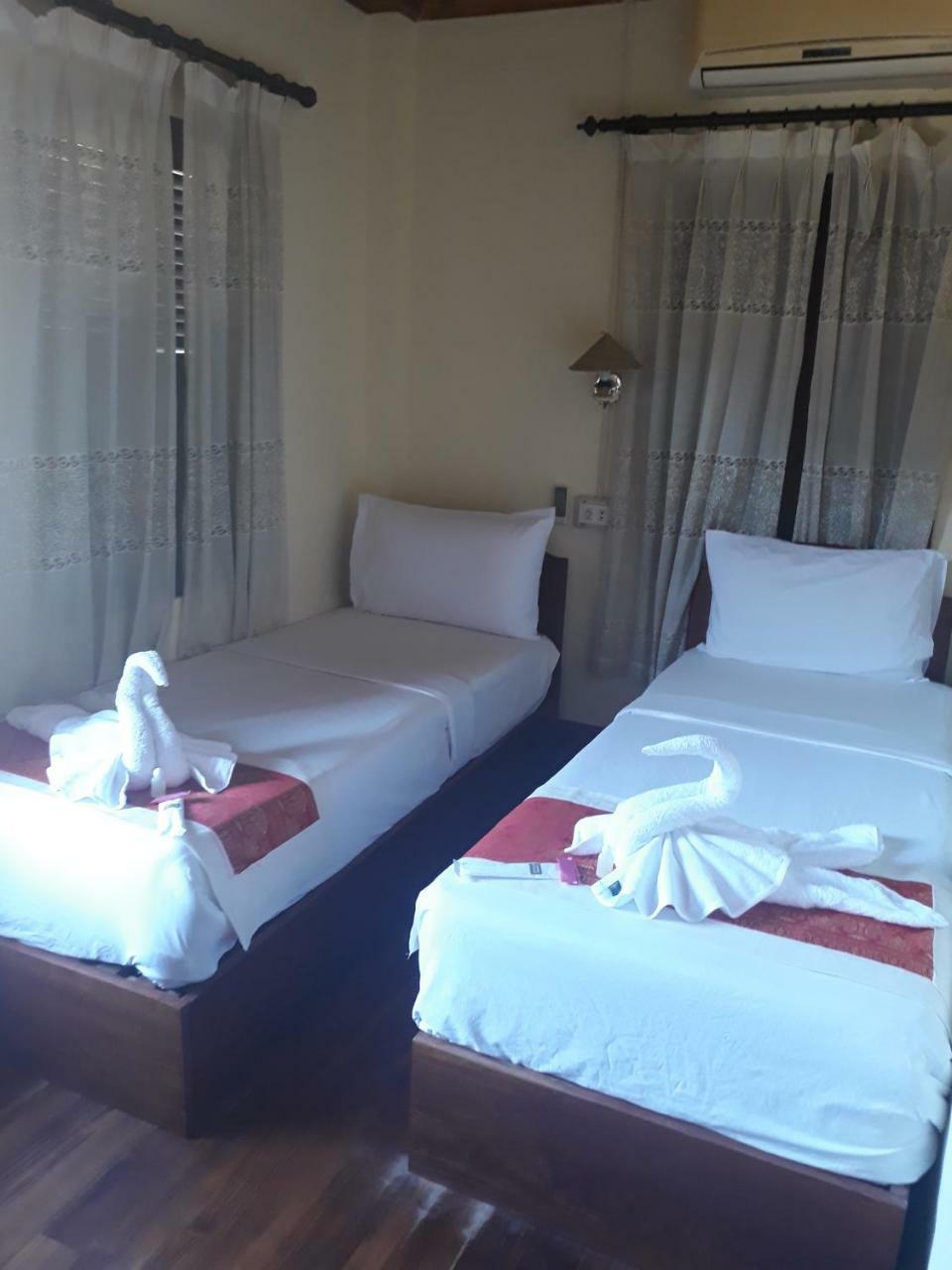 Silikhane Guesthouse ルアンパバーン エクステリア 写真