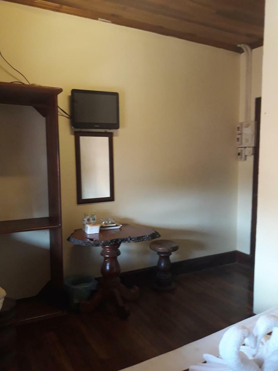 Silikhane Guesthouse ルアンパバーン エクステリア 写真