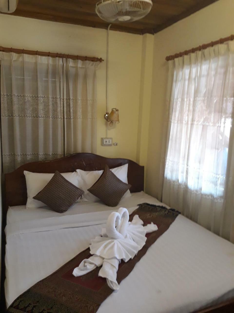 Silikhane Guesthouse ルアンパバーン エクステリア 写真
