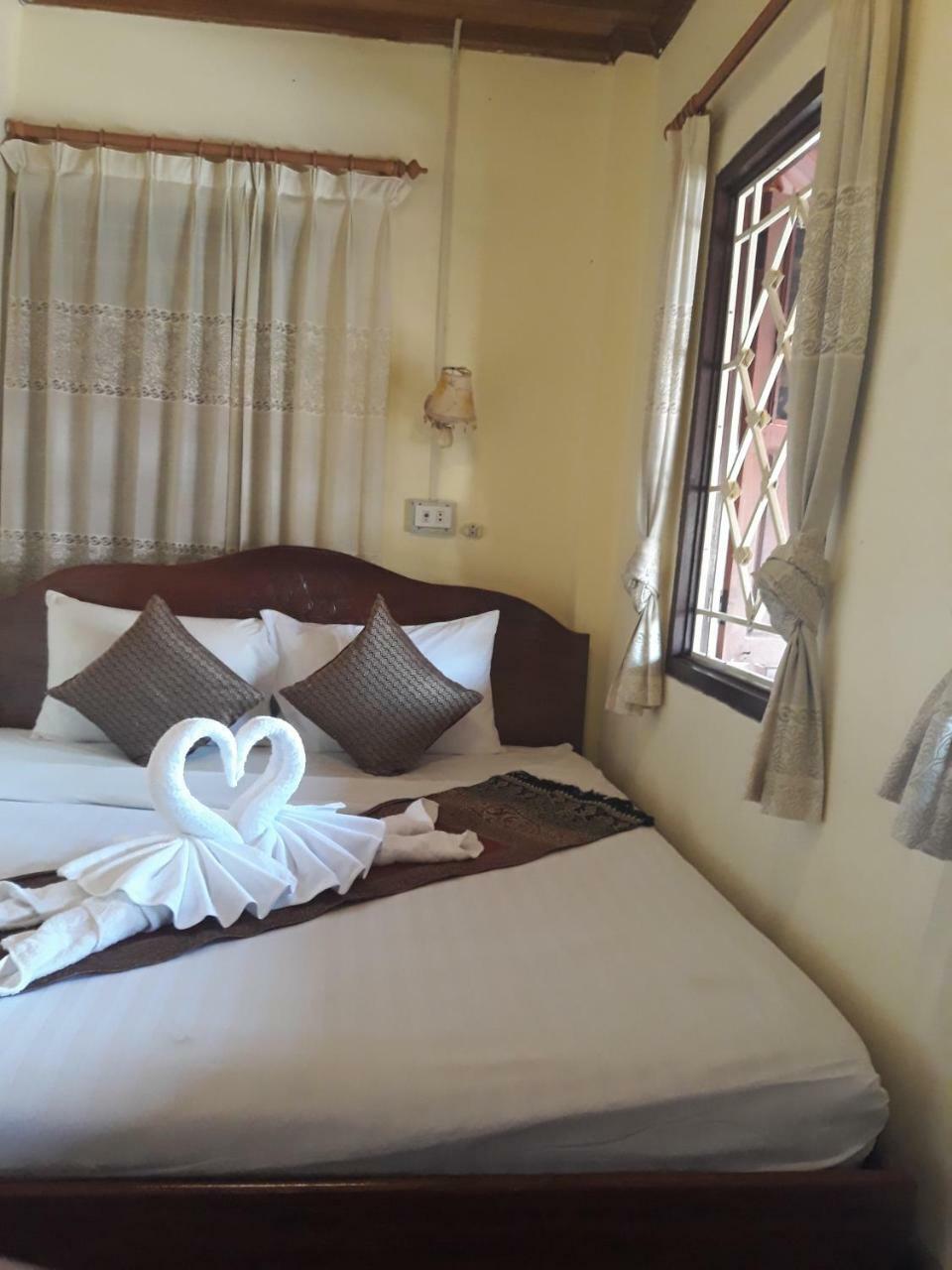 Silikhane Guesthouse ルアンパバーン エクステリア 写真